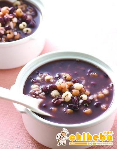 薏仁红豆瘦身祛湿汤的做法 步骤3